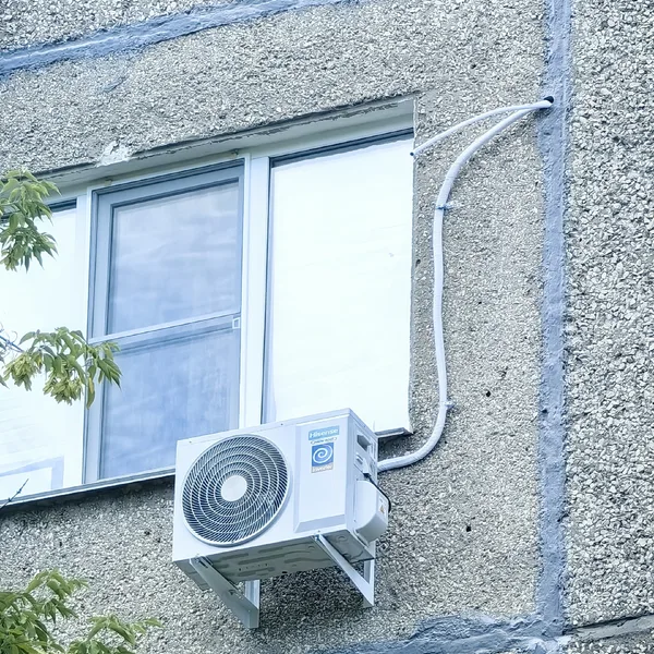 Установка Hisense ZOOM 2.0 DC Inverter на ул. Переходникова